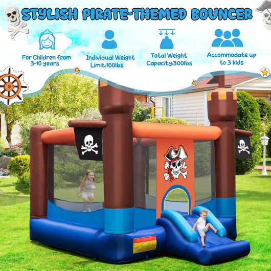 Pirate-Themed Inflatable Bounce Castle with Large Jumping Area and 735W Blower