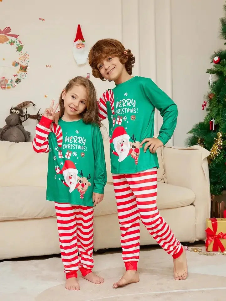 Christmas Family Matching Pajamas Adult Kid Baby New Year Outfits Santa Claus Print Xmas Sleepwear Pyjamas Baby Romper Dog Cloth