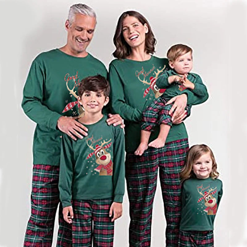 2024 Christmas Pajamas Outfits Family Mother Father Kids Matching Clothes Look Mommy And Me New Year's Costumes Pyjamas Deer